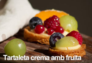 Tartaleta de crema amb fruita sense gluten
